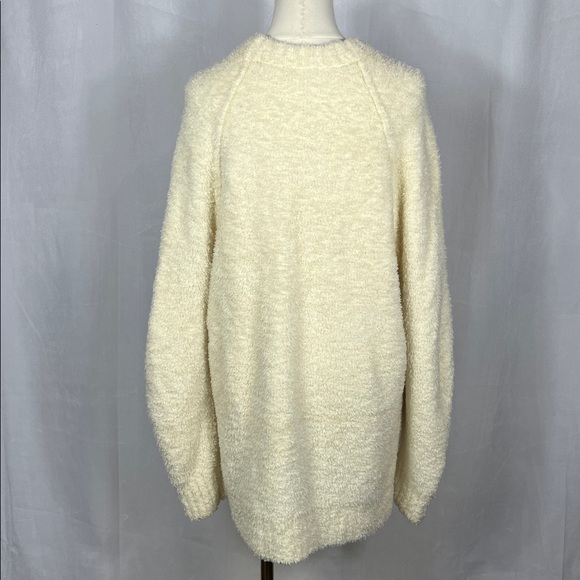 Free People Teddy Sweater Tunic in Sugar Swirl. - Picture 7 of 12